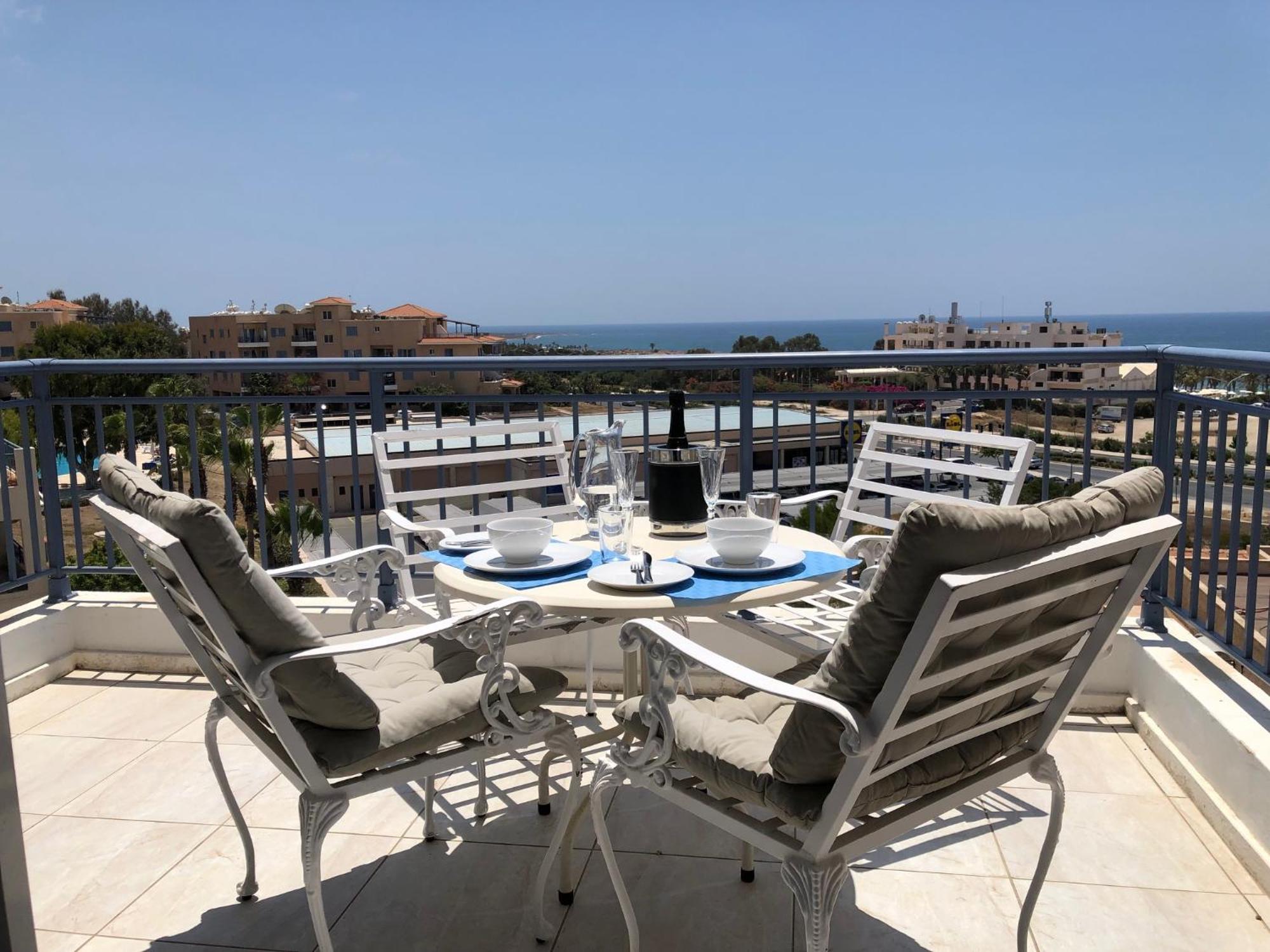 Kings Palace - Modern Penthouse With Incredible Sea Views パ フォス エクステリア 写真