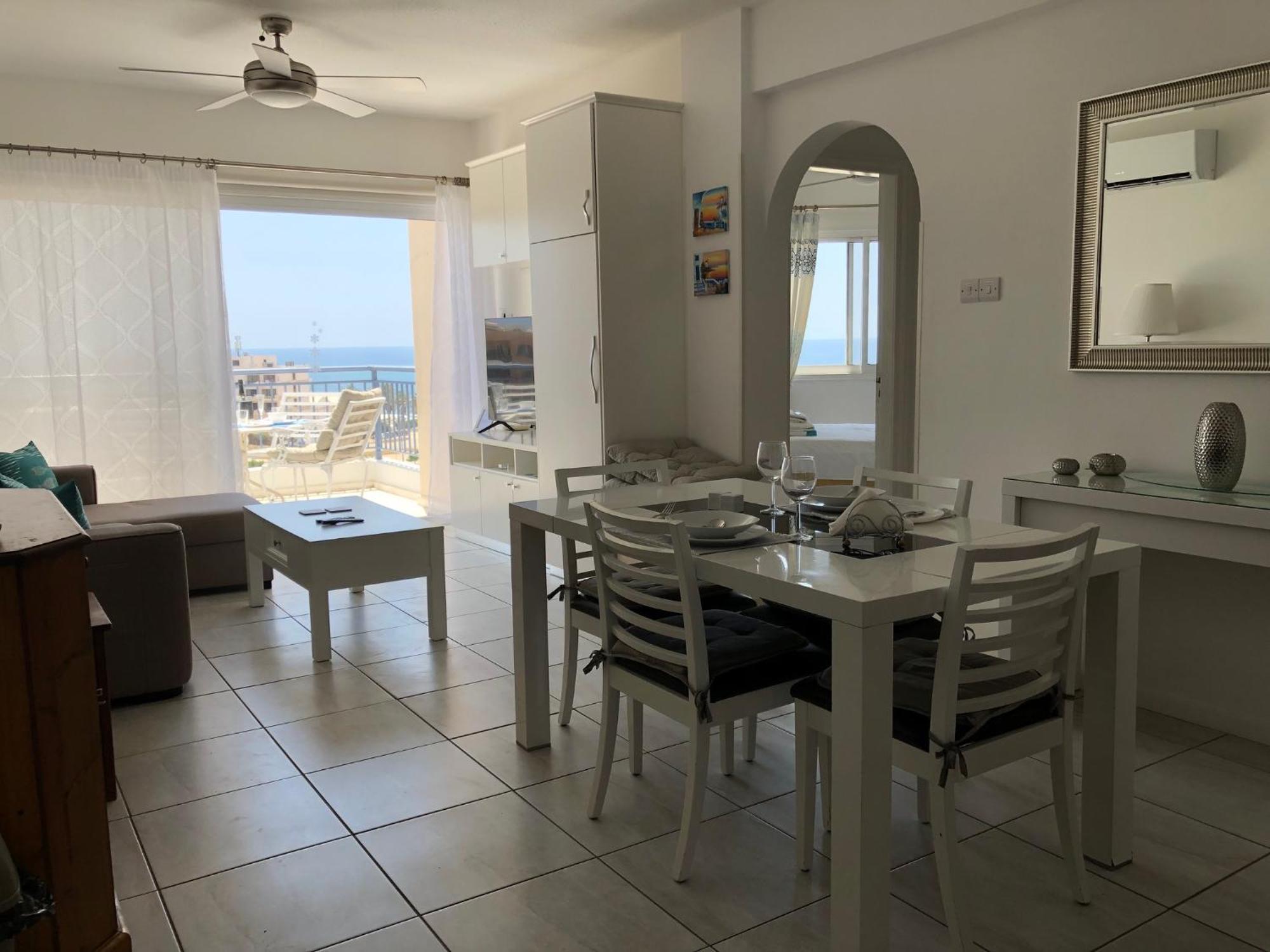 Kings Palace - Modern Penthouse With Incredible Sea Views パ フォス エクステリア 写真
