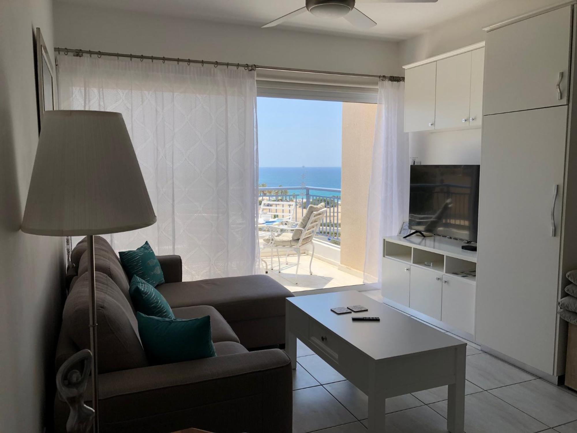 Kings Palace - Modern Penthouse With Incredible Sea Views パ フォス エクステリア 写真
